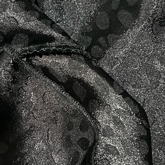 Bar III Black cocktail dress M NWT
LEAVING 5/1 - Picture 6 of 6